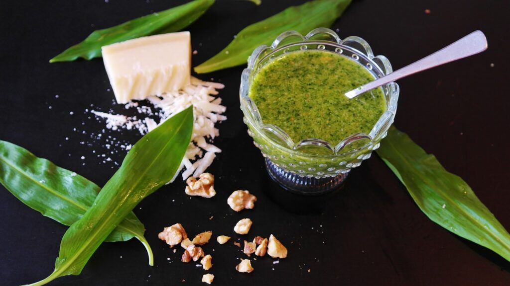 Przepis na pesto pietruszkowe
