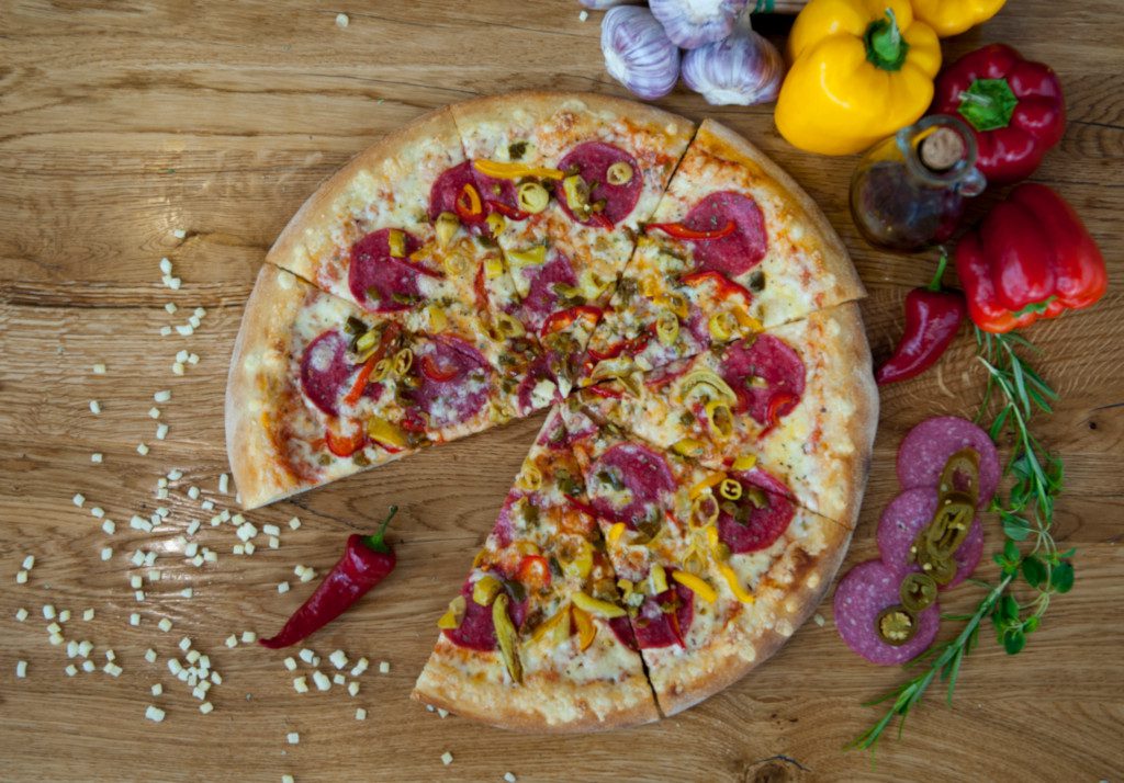 Wielki, nocny głód? Pomoże… pizza
